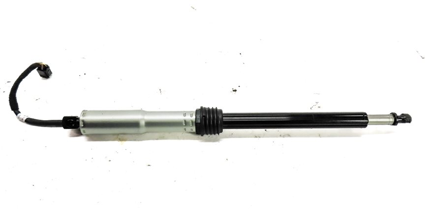 Thumbnail 2: 2018 LAND ROVER DISCOVERY (L462) REAR POWER LIFTGATE HATCH LID LIFT SHOCK STRUT