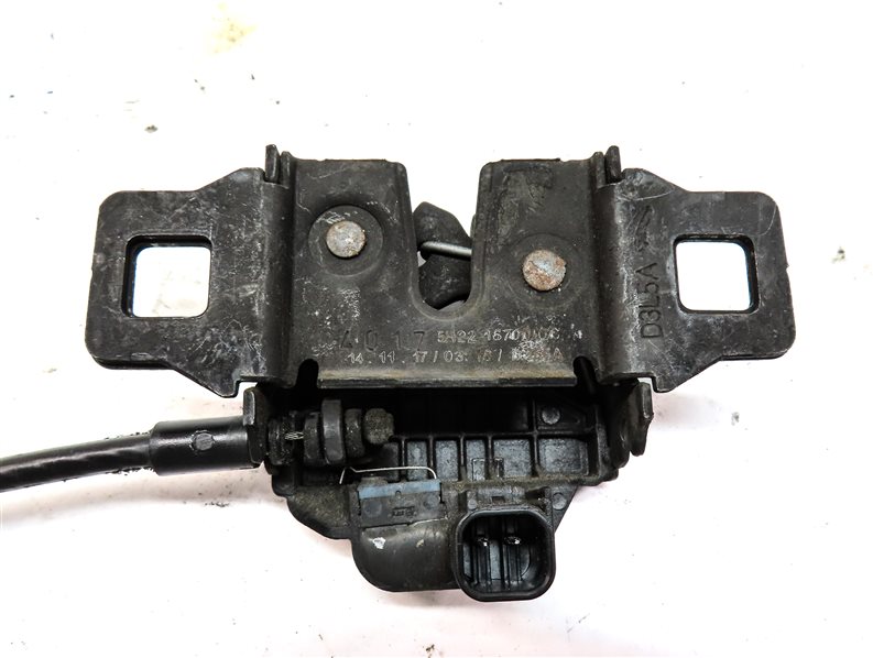 Thumbnail 3: 2018 LAND ROVER DISCOVERY (L462) FRONT HOOD LID LEFT & RIGHT LATCH CABLE SET