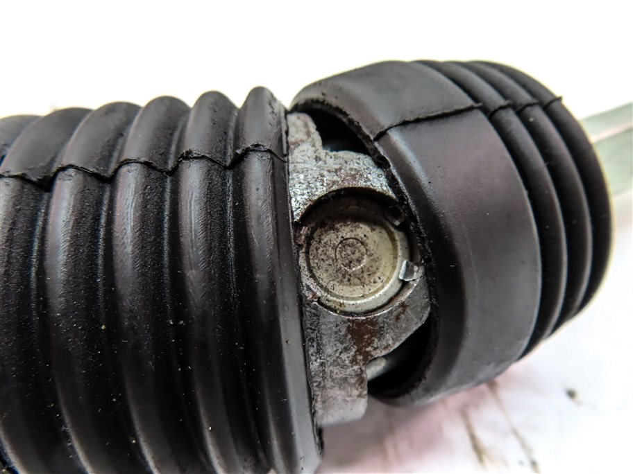 Thumbnail 5: 14-19 RANGE ROVER SPORT DISCOVERY L405 L462 L494 STEERING COLUMN SHAFT U JOINT