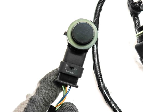 Thumbnail 3: 2018 LAND ROVER DISCOVERY (L462) REAR PARK ASSIST PDC WIRE SENSOR SET/6 (White)