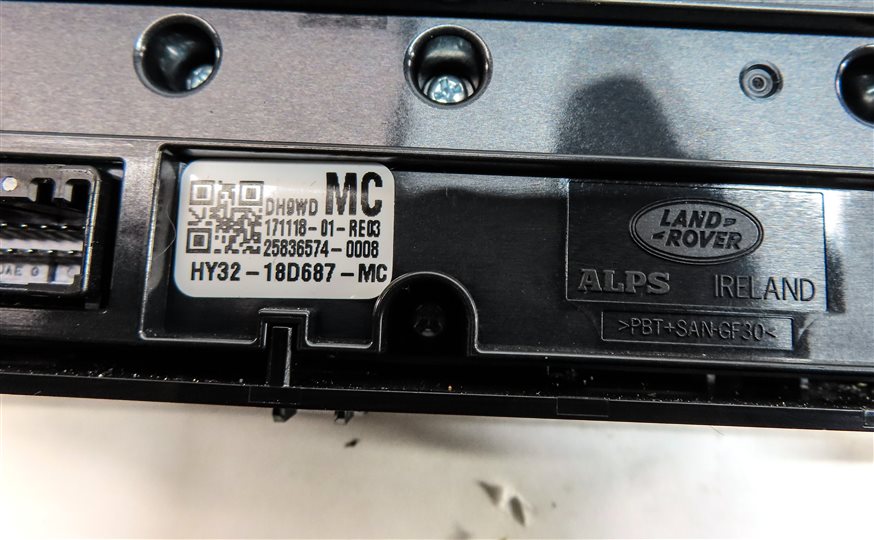 Thumbnail 8: 2018 LAND ROVER DISCOVERY (L462) REAR HEAT AIR AC HVAC CLIMATE CONTROL PANEL