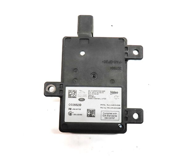 2018-2019 ROVER DISCOVERY L462 REAR DRIVER ASSIST BLIND SPOT RADAR SENSOR MODULE