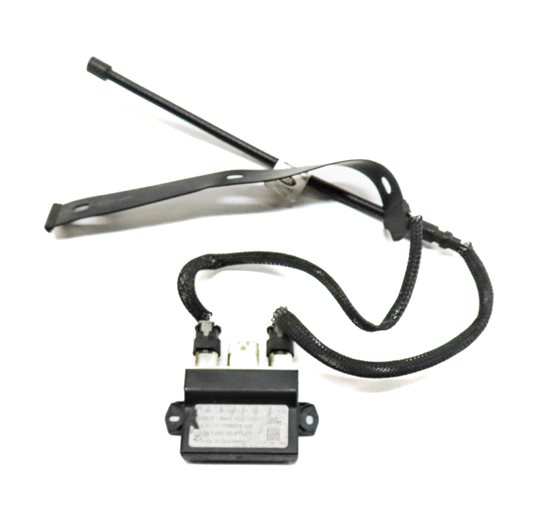 Thumbnail 2: 2018 ROVER DISCOVERY (L462) LIFTGATE HATCH LID SMART OPENER MODULE w/ ANTENNA