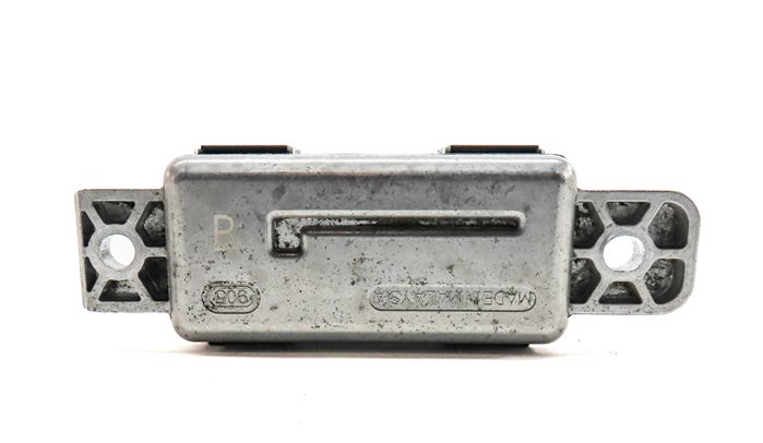 Thumbnail 4: 2018 LAND ROVER DISCOVERY (L462) 3.0L DIESEL GLOW PLUG RELAY CONTROL MODULE