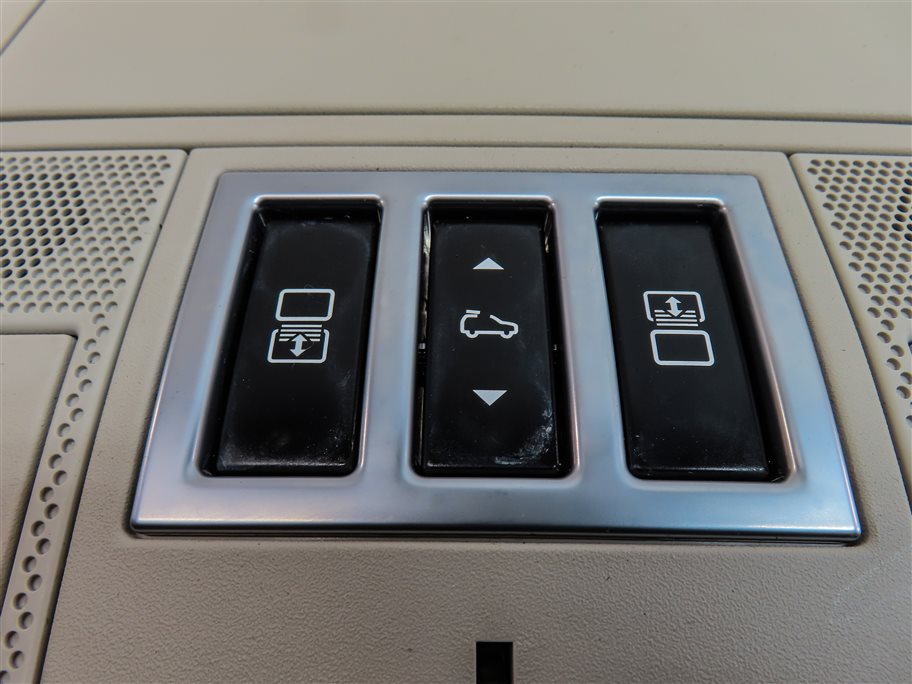 Thumbnail 11: 2018 LAND ROVER DISCOVERY (L462) FRONT DOME MAP READING LIGHT LAMP (Gray)