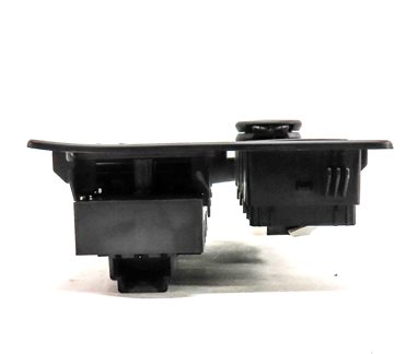 Thumbnail 3: 2018 LAND ROVER DISCOVERY (L462) REAR TRUNK FOLDING SEAT HATCH LID CONTROL PANEL