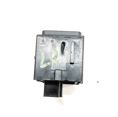 Thumbnail 5: 2018 LAND ROVER DISCOVERY (L462) REAR LEFT HEAT HEATED SEAT SWITCH BUTTON