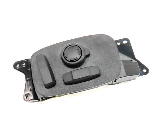 2018 ROVER DISCOVERY (L462) FRONT RIGHT PASSENGER SEAT POSITION SWITCH w/LUMBAR