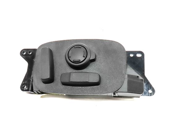Thumbnail 2: 2018 ROVER DISCOVERY (L462) FRONT RIGHT PASSENGER SEAT POSITION SWITCH w/LUMBAR