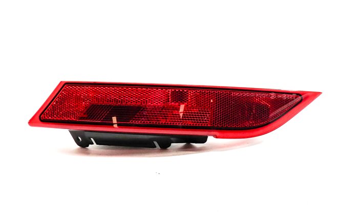 Thumbnail 3: 17-20 LAND ROVER DISCOVERY L462 REAR LEFT DRIVER LOWER BUMPER TAILLIGHT LAMP