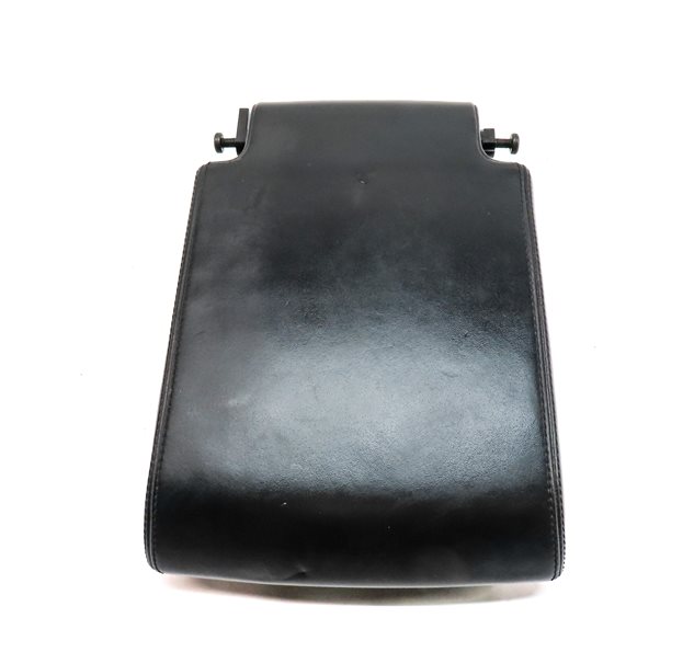 Thumbnail 2: 17-20 LAND ROVER DISCOVERY (L462) FRONT CENTER CONSOLE ARMREST LID (EBONY/GRAY)