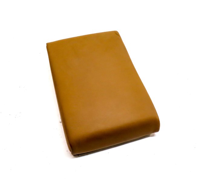 17-20 LAND ROVER DISCOVERY L462 2ND ROW CENTER CONSOLE ARM REST CUPHOLDER (Tan)