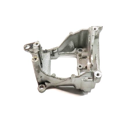 2018 LAND ROVER DISCOVERY (L462) 3.0L DIESEL ENGINE FUEL INJECTION PUMP BRACKET