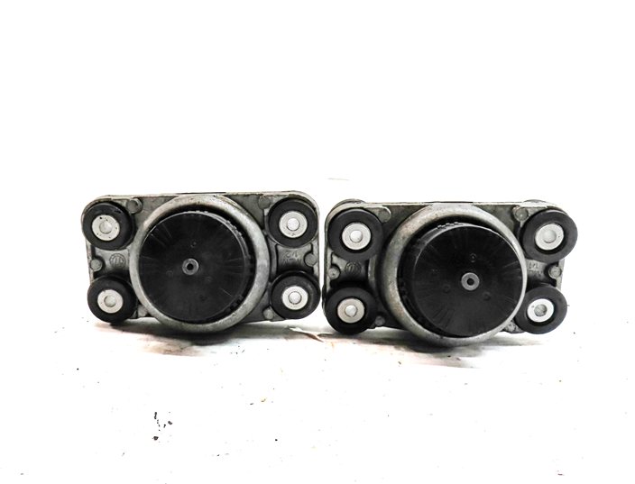 Thumbnail 3: 2018 LAND ROVER DISCOVERY (L462) 3.0L DIESEL ENGINE MOTOR SUPPORT MOUNT SET/2