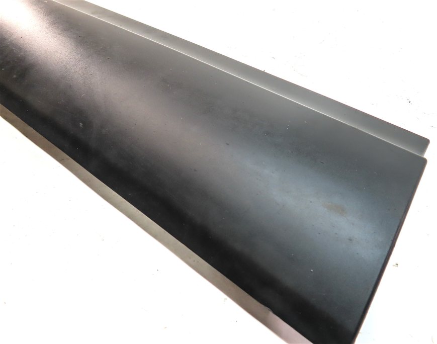 Thumbnail 5: 17-23 ROVER DISCOVERY (L462) FRONT LEFT DRIVER LOWER DOOR TRIM MOULDING (BLACK)