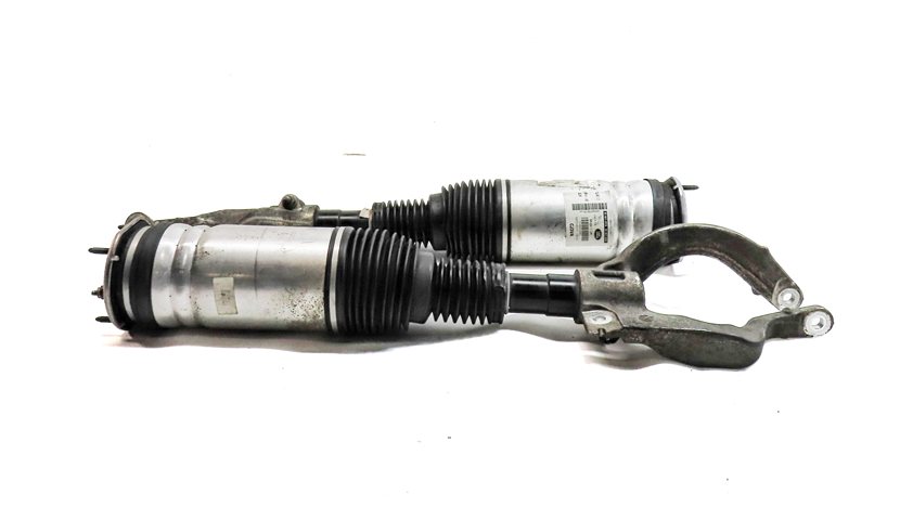 Thumbnail 2: 17-18 ROVER DISCOVERY (L462) FRONT LEFT & RIGHT AIR SUSPENSION SHOCK STRUT SET/2