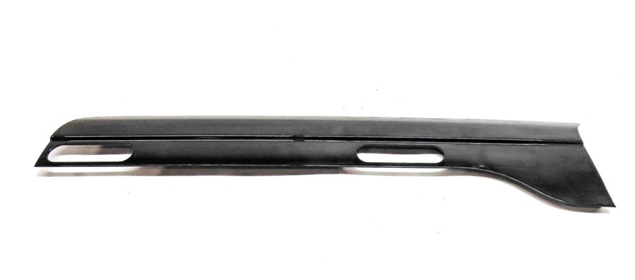 2018 LAND ROVER DISCOVERY (L462) REAR RIGHT LOWER DOOR TRIM MOULDING (BLACK)