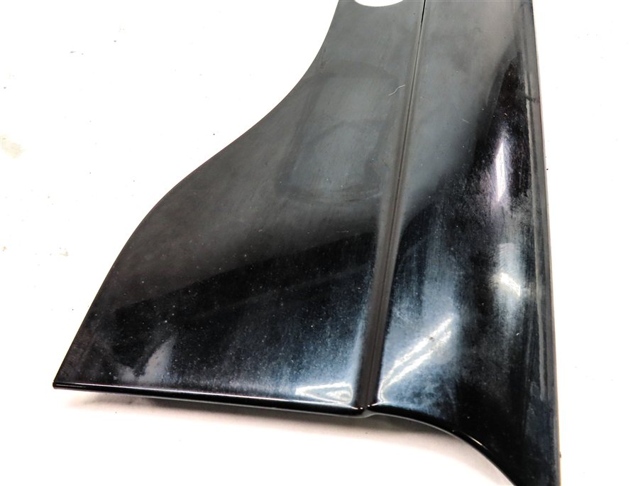 Thumbnail 7: 2018 LAND ROVER DISCOVERY (L462) REAR RIGHT LOWER DOOR TRIM MOULDING (BLACK)