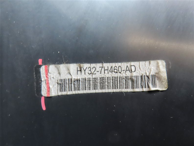 Thumbnail 7: 2018 LAND ROVER DISCOVERY L462 3.0L DIESEL RIGHT AUXILIARY RADIATOR SHROUD TRIM