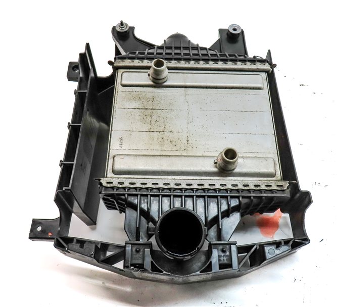 Thumbnail 7: 17-21 RANGE ROVER SPORT DISCOVERY 3.0L DIESEL LEFT AUXILIARY RADIATOR ASSEMBLY