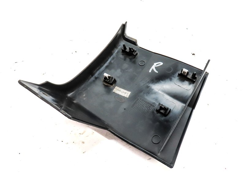 Thumbnail 2: 2018 LAND ROVER DISCOVERY L462 FRONT RIGHT PASSENGER LOWER FENDER TRIM MOULDING