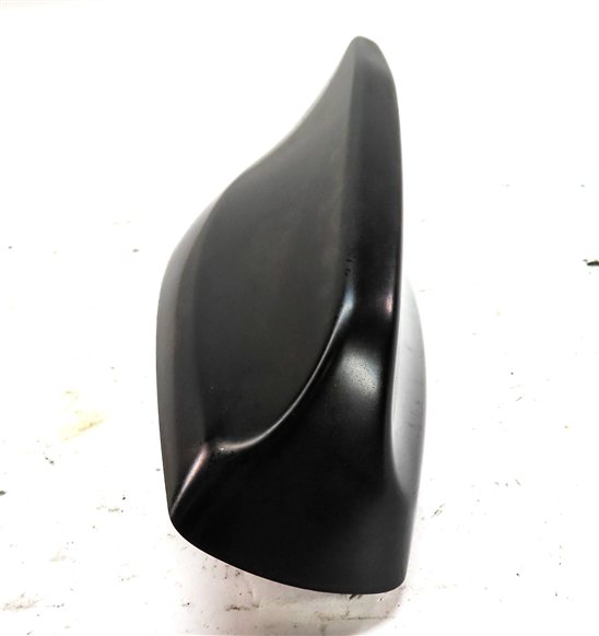 Thumbnail 5: 2018 LAND ROVER DISCOVERY (L462) ROOF MOUNT SHARK FIN ANTENNA (BLACK)