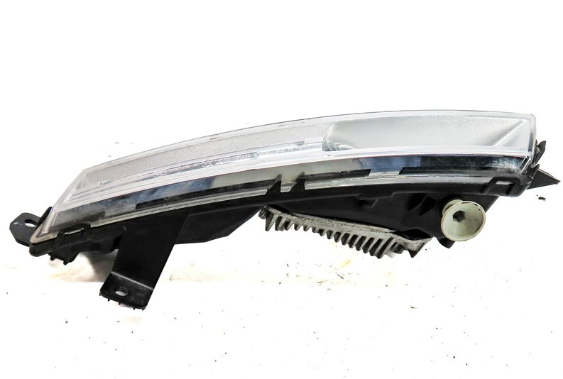 Thumbnail 2: 17-24 E/F/I PACE ROVER DISCOVERY L462 FRONT RIGHT PASSENGER LOWER FOGLIGHT LAMP