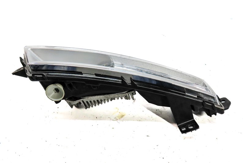 Thumbnail 2: 17-24 E/F/I-PACE ROVER DISCOVERY L462 FRONT LEFT DRIVER LOWER FOGLIGHT LAMP