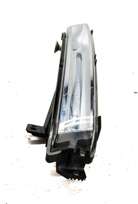 Thumbnail 3: 17-24 E/F/I-PACE ROVER DISCOVERY L462 FRONT LEFT DRIVER LOWER FOGLIGHT LAMP