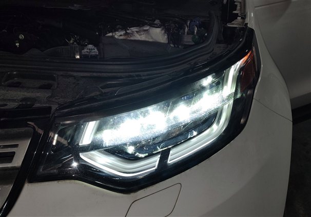 Thumbnail 2: 17-18 ROVER DISCOVERY (L462) FRONT LEFT DRIVER ADAPTIVE LED HEADLIGHT LAMP