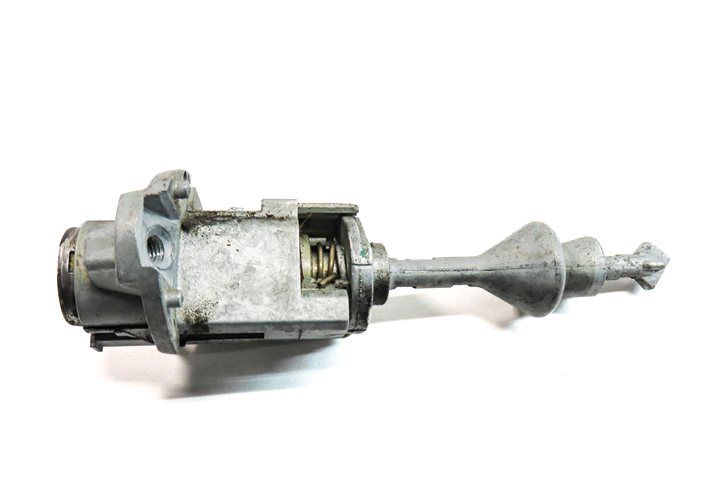 Thumbnail 4: 2011 BMW X5 (E70) FRONT LEFT DRIVER DOOR HANDLE LOCK CYLINDER w/ SKELETON KEY