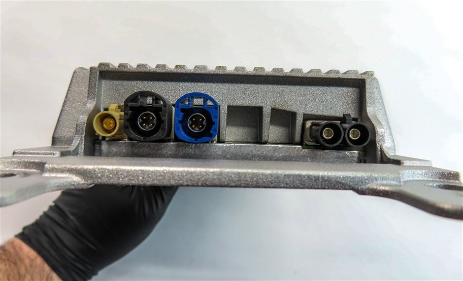 Thumbnail 5: 10-14 BMW 335i X5 X6 (E70 E71 E90) BLUETOOTH TELEMATICS COMBOX CONTROL MODULE