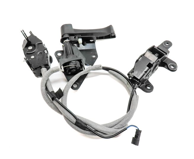2011 BMW X5 (E70) REAR TRUNK LIFTGATE LID LOWER LOCK LATCH RELEASE HANDLE SET/3