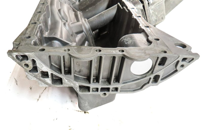 Thumbnail 7: 2011-2014 BMW X5 X6 (E70 E71) AWD 3.0L N55 ENGINE OIL PAN w/ OUTPUT AXLE FLANGE