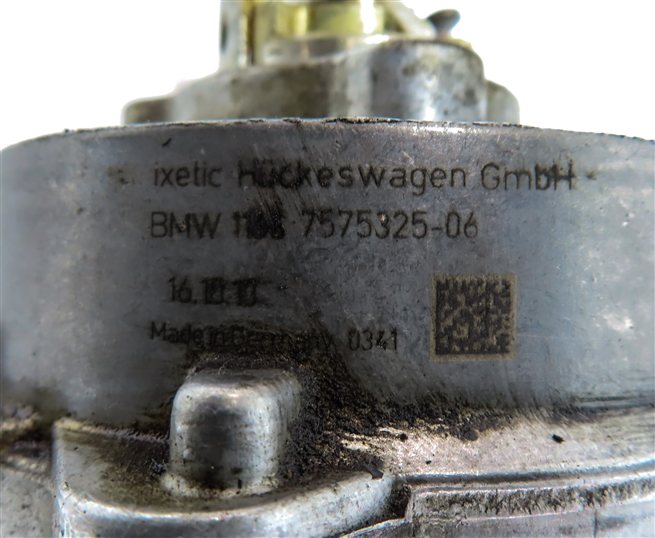 Thumbnail 7: 2011 BMW X5 (E70) 3.0L (N55) ENGINE HIGH PRESSURE FUEL PUMP w/ BRAKE VACUUM PUMP