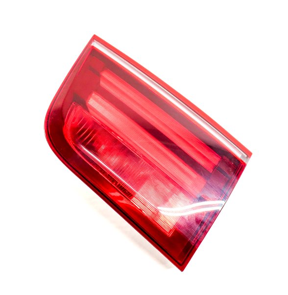 11-13 BMW X5 X5M (E70) RIGHT PASSENGER INNER TAILLIGHT LIGHT LAMP (INCANDESCENT)