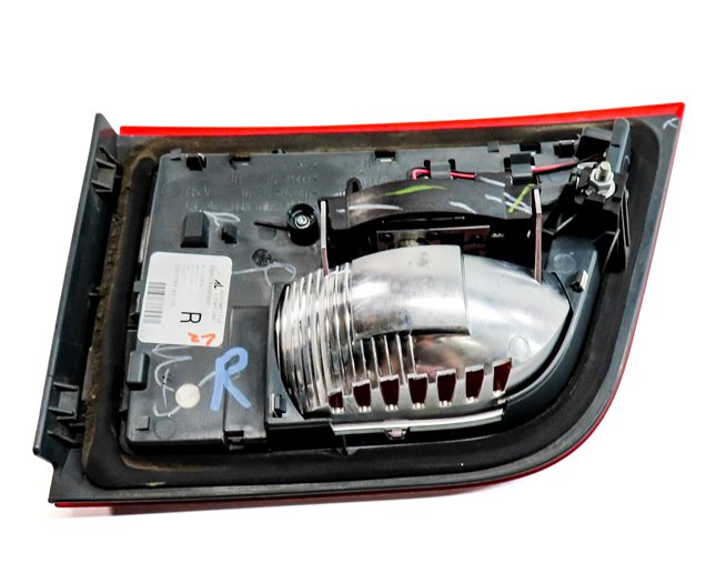 Thumbnail 5: 11-13 BMW X5 X5M (E70) RIGHT PASSENGER INNER TAILLIGHT LIGHT LAMP (INCANDESCENT)