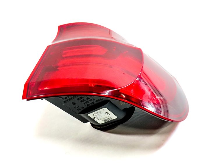 Thumbnail 5: 2011-2013 BMW X5 X5M (E70) RIGHT PASSENGER REAR OUTER TAILLIGHT BRAKE LIGHT LAMP