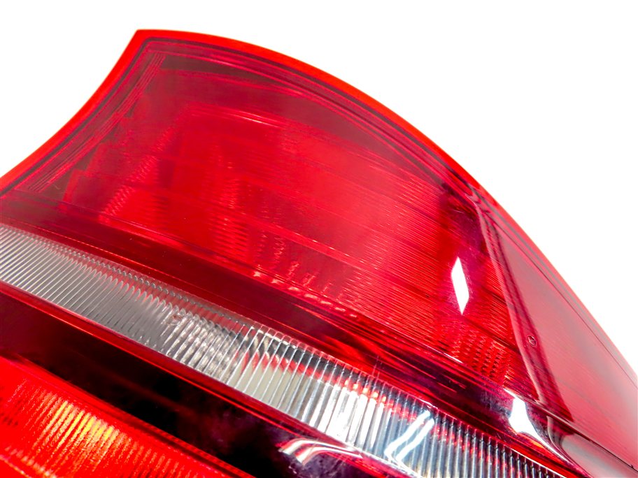 Thumbnail 9: 2011-2013 BMW X5 X5M (E70) RIGHT PASSENGER REAR OUTER TAILLIGHT BRAKE LIGHT LAMP