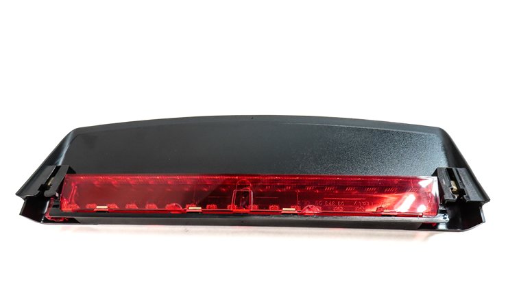 Thumbnail 2: 2012 AUDI A5 COUPE (B8 8T) REAR UPPER 3RD THIRD BRAKE STOP LIGHT LAMP