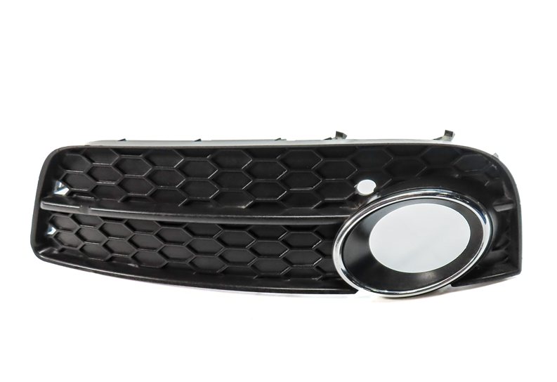 Thumbnail 2: 2008-2012 AUDI A5 (B8 8T) RIGHT FRONT PASSENGER FOGLIGHT GRILLE TRIM