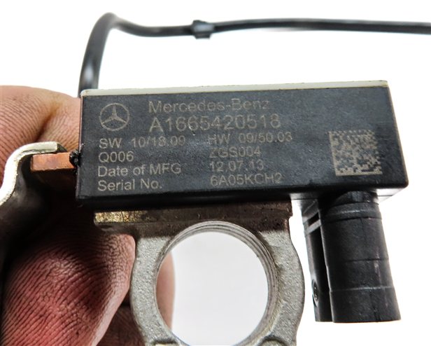 Thumbnail 4: 2014 MERCEDES GL450 (X166) 4.6L M278.928 ENGINE NEGATIVE BATTERY TERMINAL CABLE