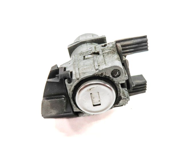 Thumbnail 2: 2014 MERCEDES GL450 (X166) FRONT LEFT DRIVER DOOR HANDLE LOCK CYLINDER w/ KEY