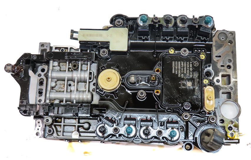 Thumbnail 2: 14 MERCEDES GL450 GL550 X166 722.9 A/T AUTO VALVE BODY w/CONDUCTOR PLATE