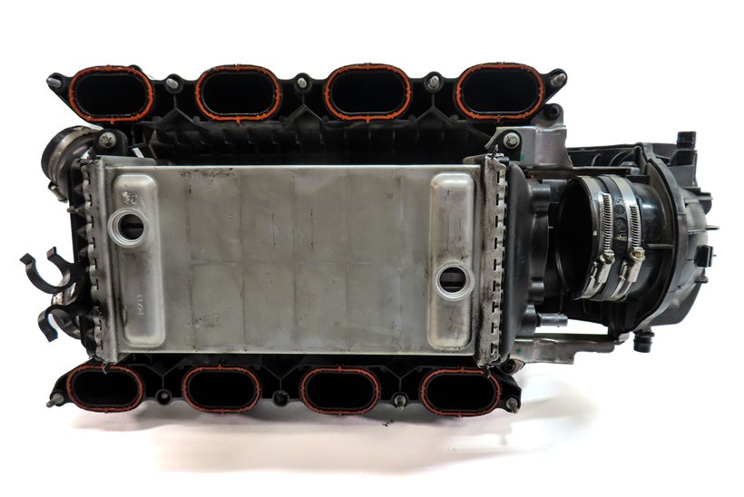 Thumbnail 8: 2014 MERCEDES GL450 (X166) 4.6L (M278.928) ENGINE INTAKE MANIFOLD w/ INTERCOOLER