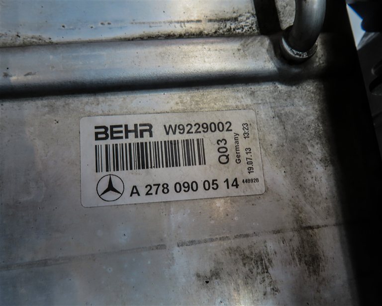 Thumbnail 9: 2014 MERCEDES GL450 (X166) 4.6L (M278.928) ENGINE INTAKE MANIFOLD w/ INTERCOOLER