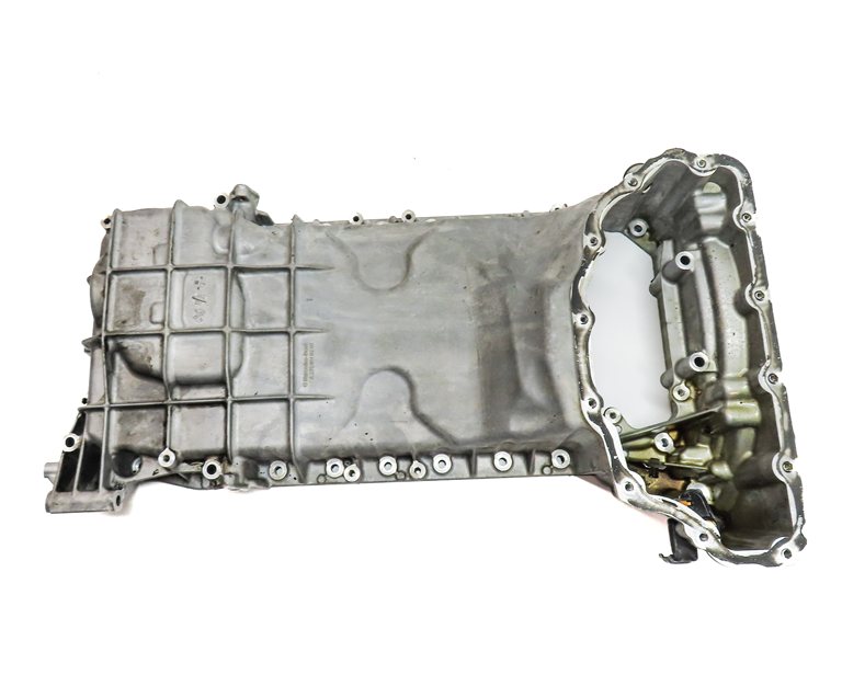 Thumbnail 2: 2012-2020 MERCEDES E550 GL450 GL550 ML550 SL550 CLS550 4.6L V8 UPPER OIL PAN