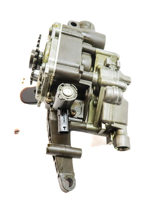 Thumbnail 5: 2014 MERCEDES GL450 (X166) 4.6L (M278.928) ENGINE MOTOR OIL FLUID PUMP ASSEMBLY