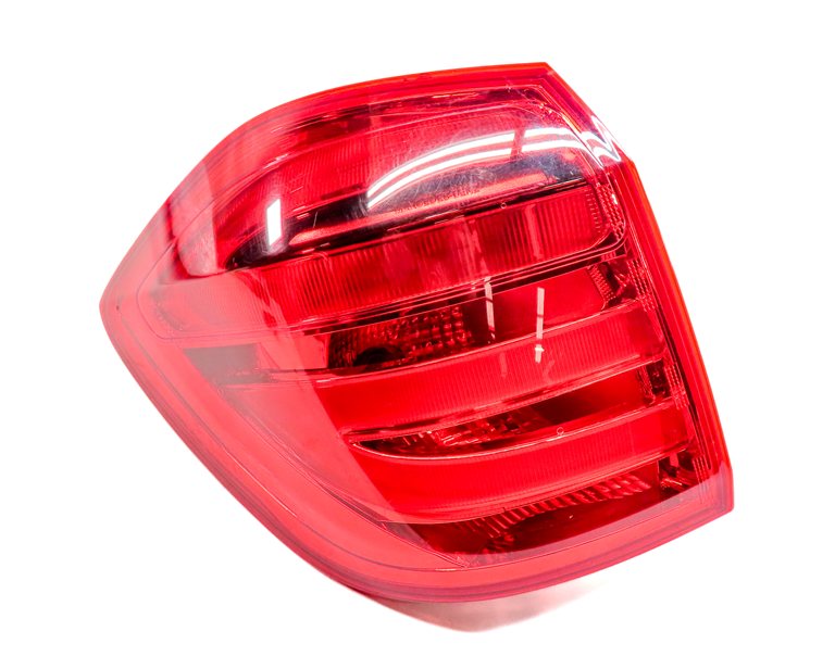 Thumbnail 3: 13-16 MERCEDES GL (X166) REAR LEFT DRIVER OUTER TAILLIGHT BRAKE LIGHT LAMP