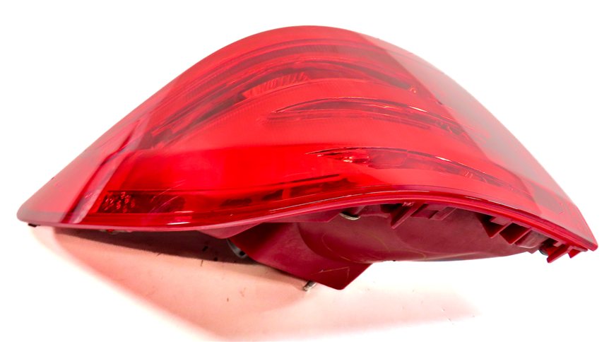 Thumbnail 7: 13-16 MERCEDES GL (X166) REAR LEFT DRIVER OUTER TAILLIGHT BRAKE LIGHT LAMP